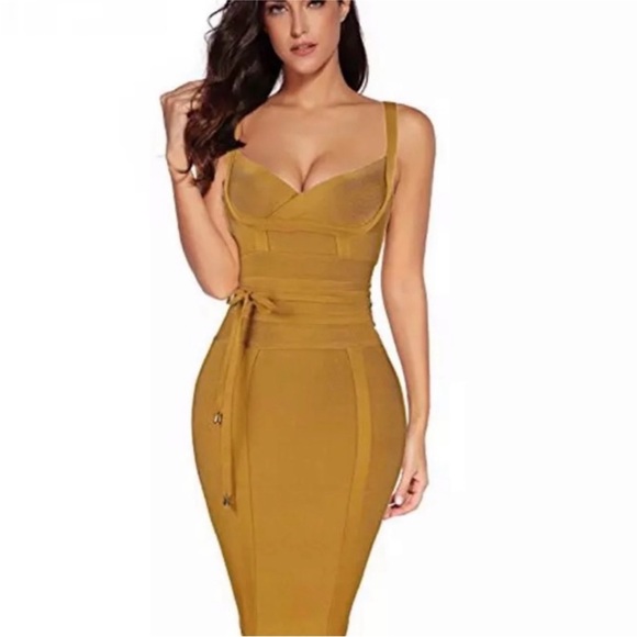 HOUSE OF CB BELICE GINGER TIE WAIST
BANDAGE DRESS - Picture 2 of 5